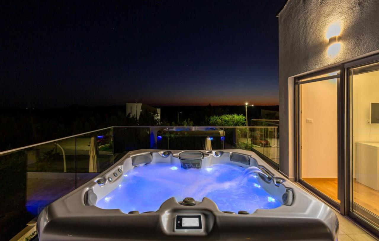 Villa Izabel With Hot Whirpool Krnica Esterno foto